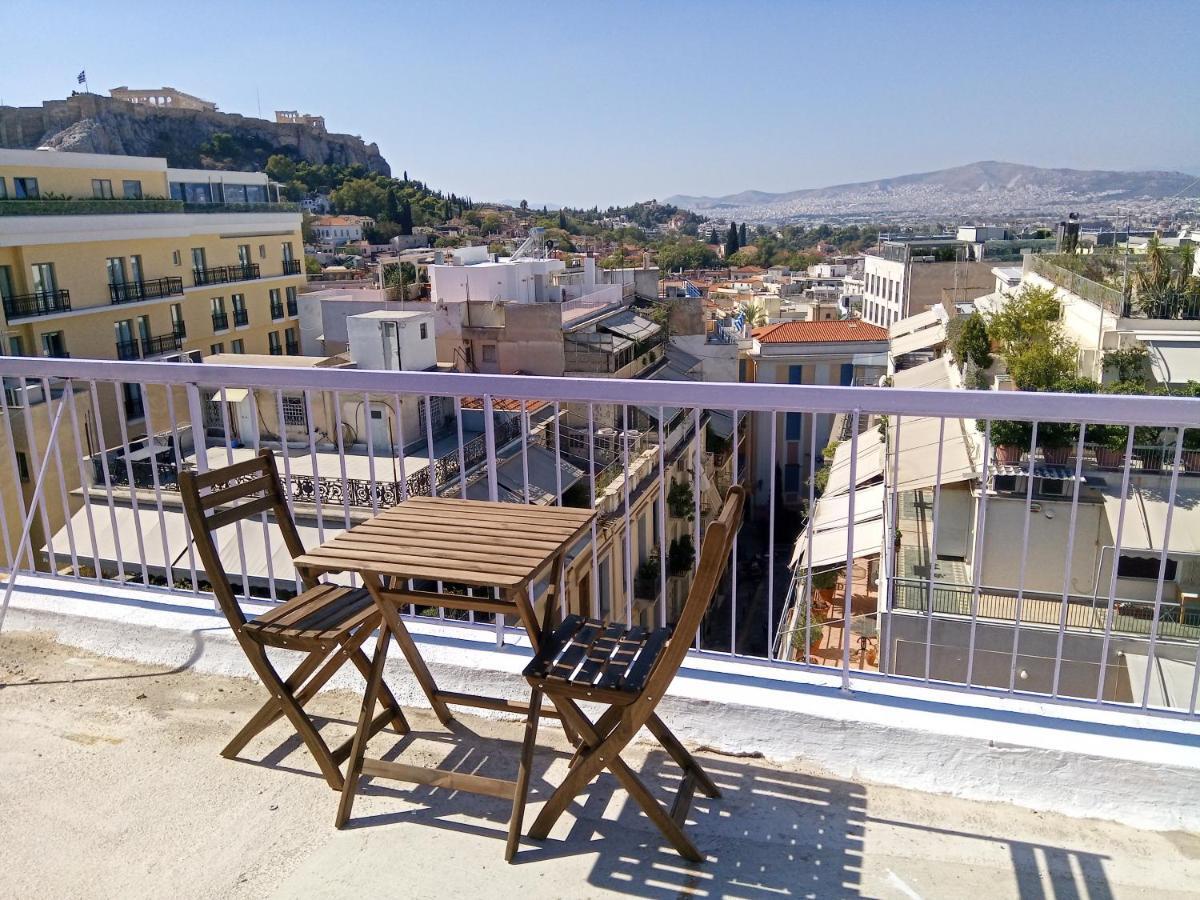 Unique Location With Rooftop View Athena Bagian luar foto